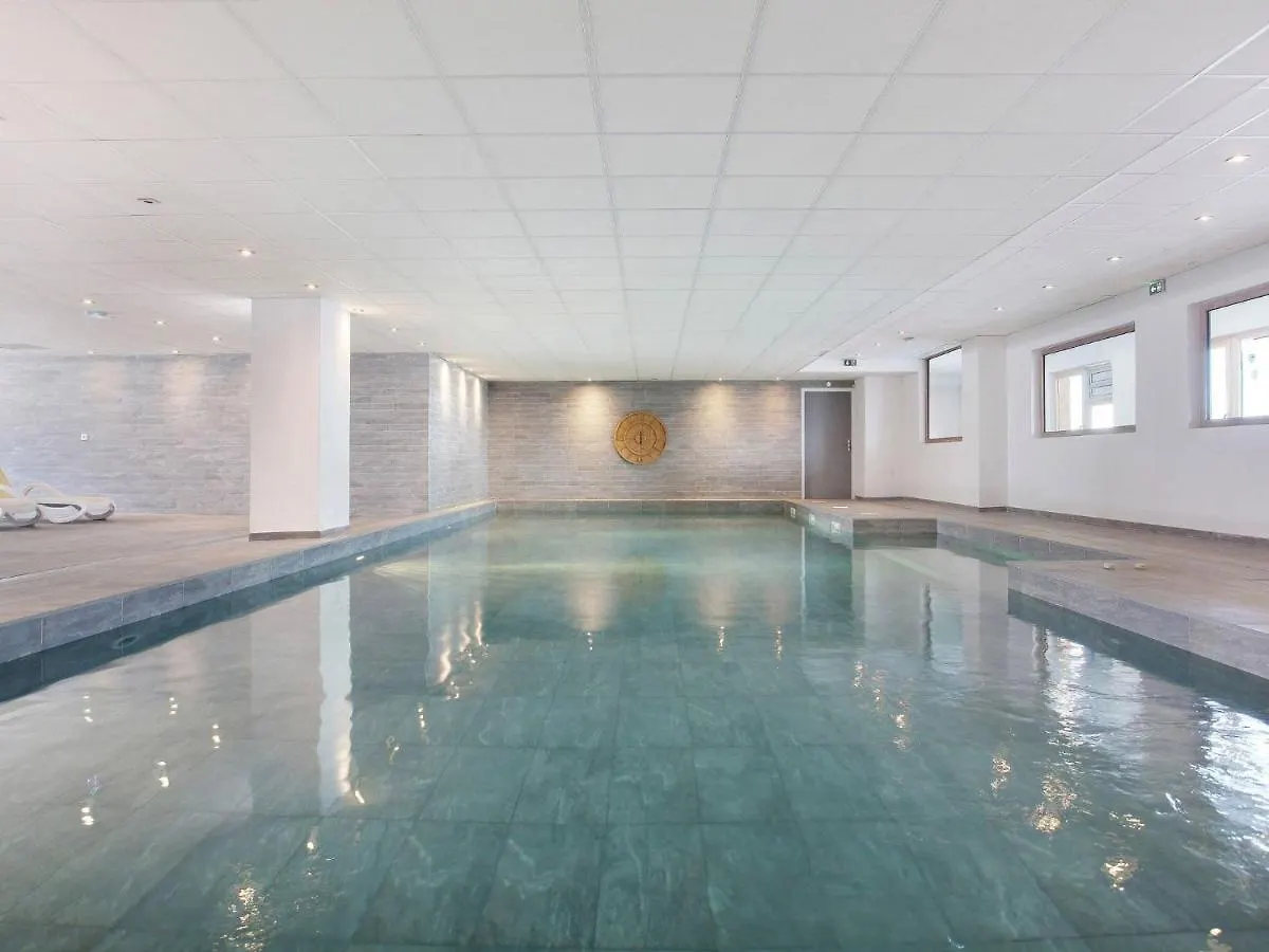 Apartment On Slopes In Extensive Paradiski La Plagne-Tarentaise