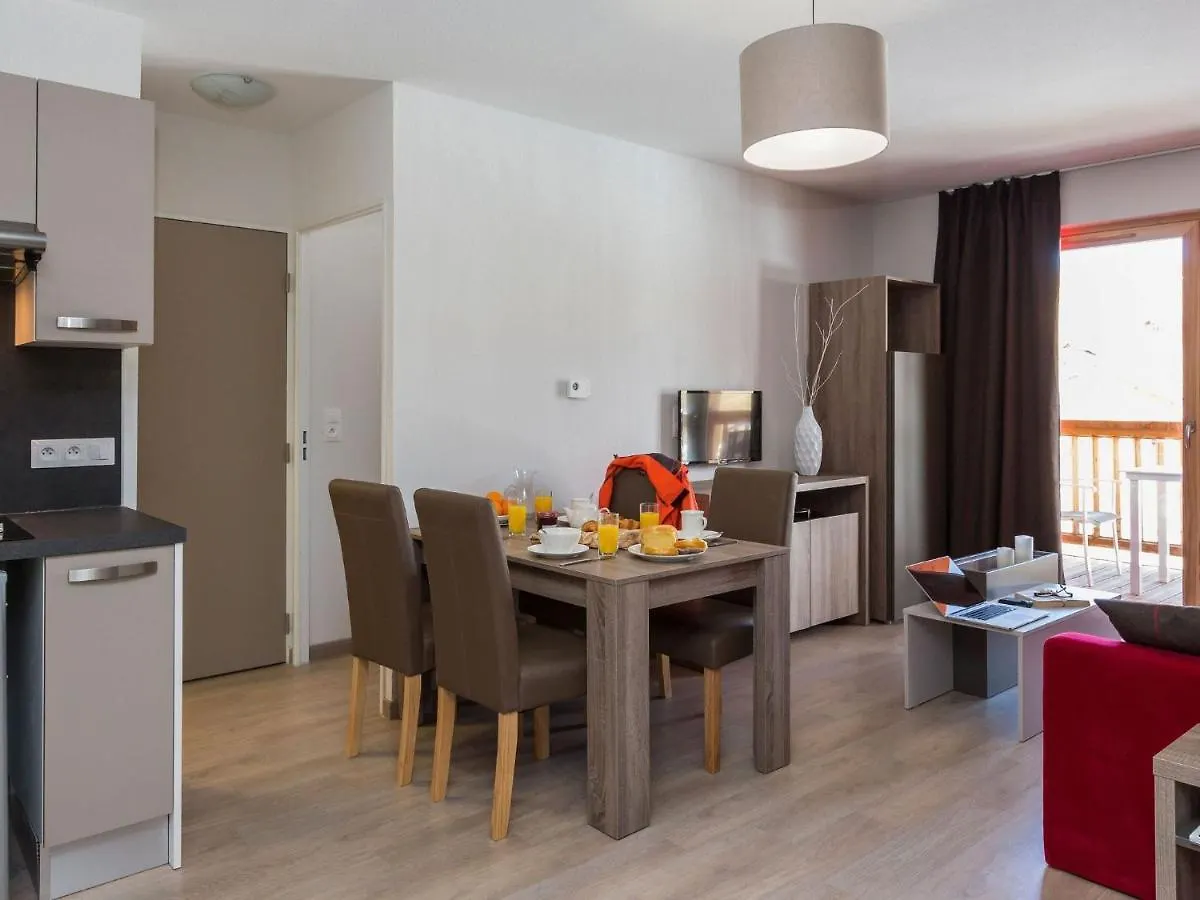 Apartment On Slopes In Extensive Paradiski La Plagne-Tarentaise
